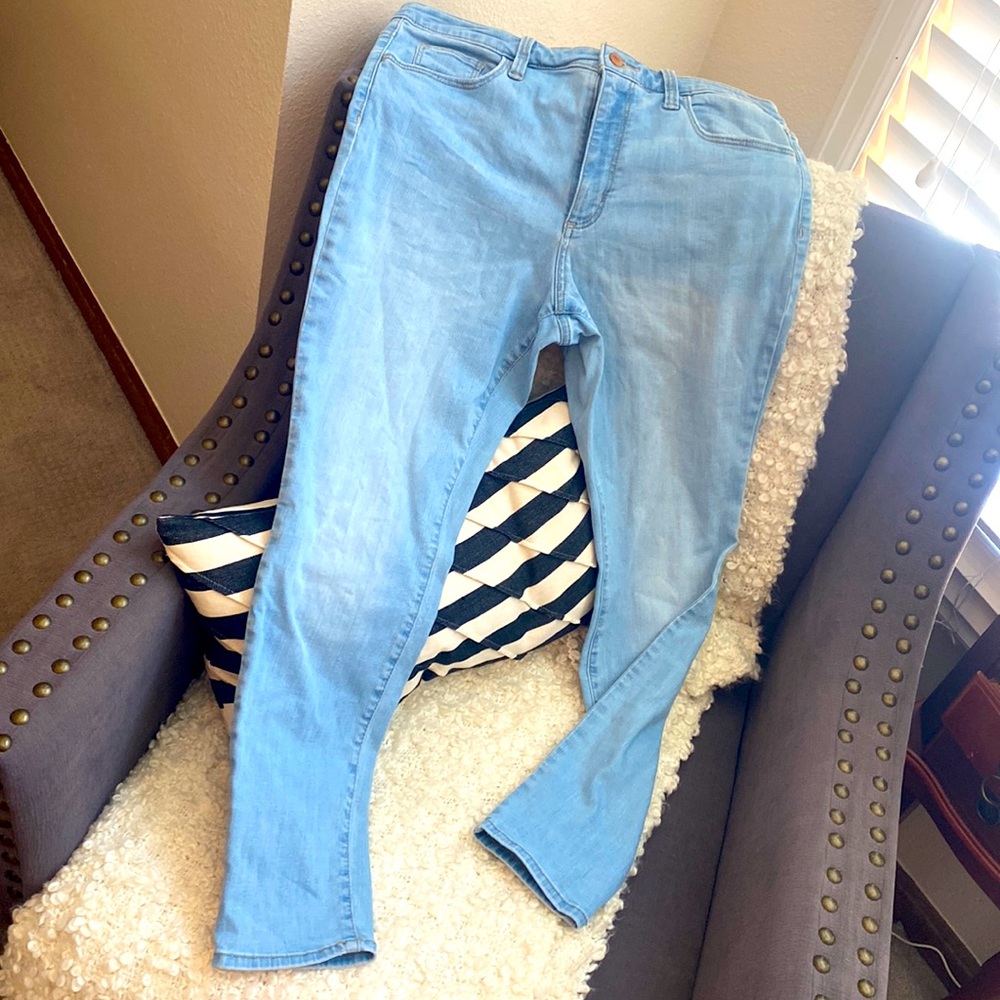 👖Universal Thread Good Co. High Rise Skinny Denim👖